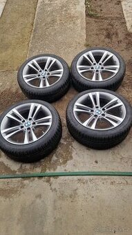 BMW F33 org. zimní kola 18" - 1