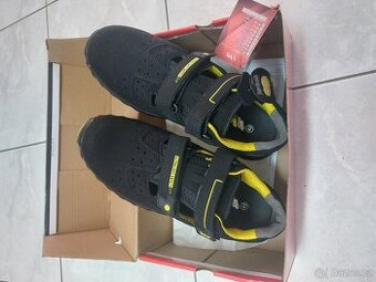 Pracovní boty Edmonton vel.43, NOVÉ, NEPOUŽITÉ