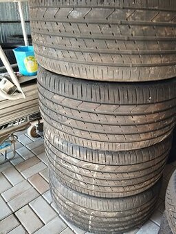 Letní pneumatiky 385/35 R22 106Y - na jednu sezónu