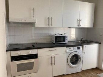 Pronájem Bytu 2+kk Praha 9 Letňany ulice Kadečkové - 1