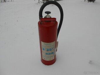 Retro hasící přístroj