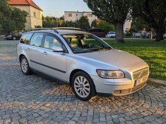 Volvo V50 kombi levně, pojízdné, STK + dál. zn.