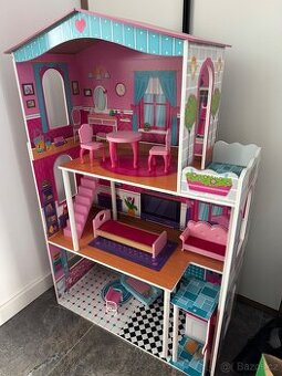 Velký dům pro panenky