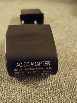 Adaptér do auta CL universální nabíječka