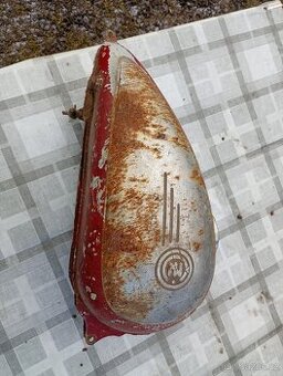 Palivová nádrž na ČZ 150 C