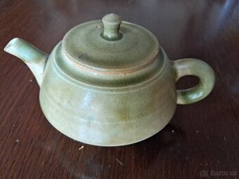 keramická konvice