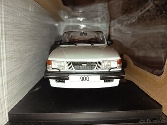 SAAB 900 1:18 MCG
