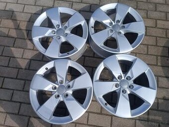 231. Originál Alu kola Audi R17