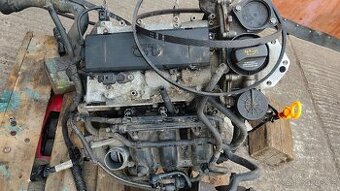 Motor Škoda fabia 2 1.2 HTP bzg