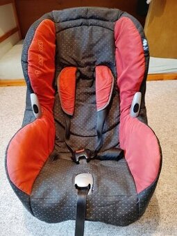 Prodám autosedačku Maxi Cosi (9-18 kg)