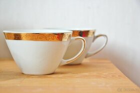Vintage hrnečky na čaj/kávu bílé pozlacené