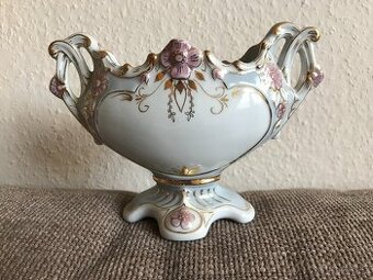 Váza - zdobený porcelán Royal Dux Bohemia Czechoslovakia