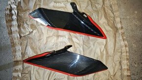 CF moto 450SR karbonová křidélka
