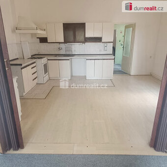 prodej bytové jednotky 2+1, 96 m2, ul. Teplická, Děčín - Pod