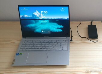 ASUS Vivobook 16X (jako nový)