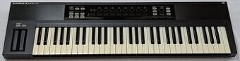 Komplete Kontrol S61 včetne Ultimate software 11