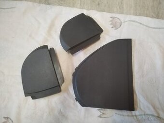 Boční plasty Škoda Octavia 1 černé