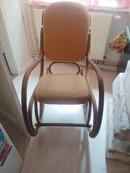 Houpací křeslo ton -thonet?-Rezervace