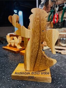 Vyřezávané dekorace