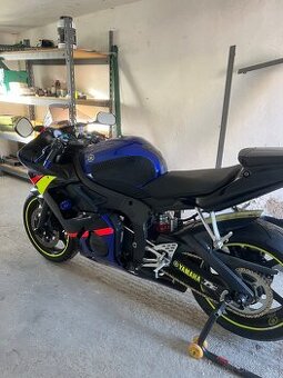 Yamaha yzf R6