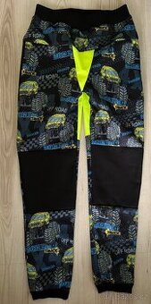 Zimní Softshellove kalhoty s auty