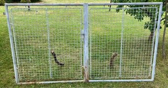 Dvoukřídlá brána 290x160 cm