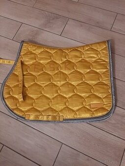 Eskadron podsedlovka- žlutá