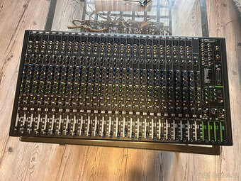 30 kanálový mixpult Mackie PROFX30v3 + cover