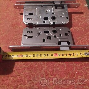 3xzamek s klíčí nové , cena za vše 300 Kč