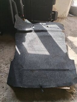 Koberec do kufru Škoda Octavia 1 Liftback