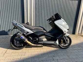 Yamaha T-Max 530 LuxMax extra
