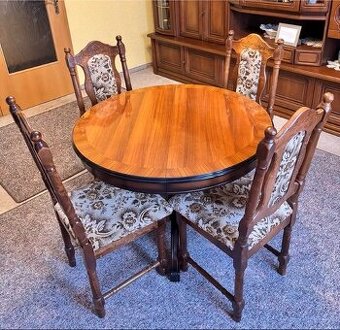 Stůl kulatý rozkládací a 4 židle - masivní sestava