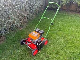 Profesionální vertikutator AGRIA