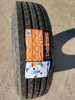 Nákladní pneu. Torque TQ111 215/75 R17,5 135/133J