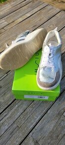 Tenisky Unisa vel. 39