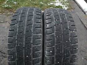 2x zimní pneu 215/70 R15C Kumho Winter DOT2015 vz. 5.5mm