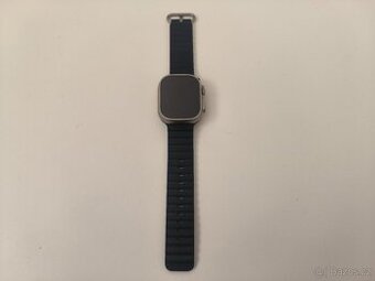 apple watch Ultra 49mm / Batéria 90%