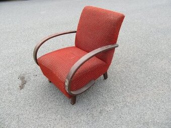 Nabízím krásné designové křeslo Jindřich Halabala . K přečal