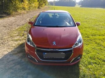 Peugeot 208 1.2 benzín