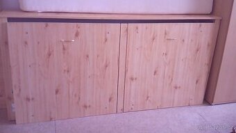 Prodám kvalitní vyklápěcí postel pro matraci 90x200cm