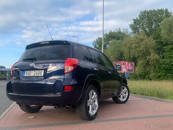 Prodám auto toyota