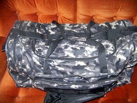 KHAKI TAŠKA VELKÁ. 75x35x30 cm.
