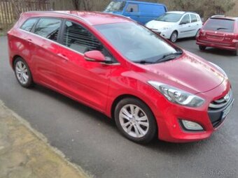 Hyundai i30 kombi - 1