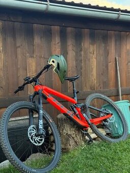 Trek clash 9.8 karbon