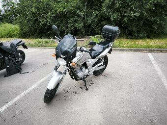 Yamaha ybr 250