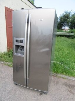 Nabízím Americkou lednici Whirpool. Boxy kompletní. Digitáln