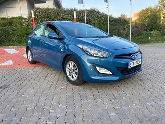Hyundai i30/ 12rok/220 tis km