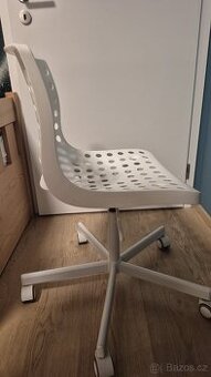Dětská otočná židle IKEA