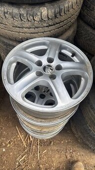 5x100 r15 Škoda