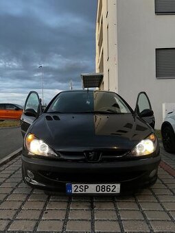 Peugeot 206, 1.4 benzin, Nová STK - 1